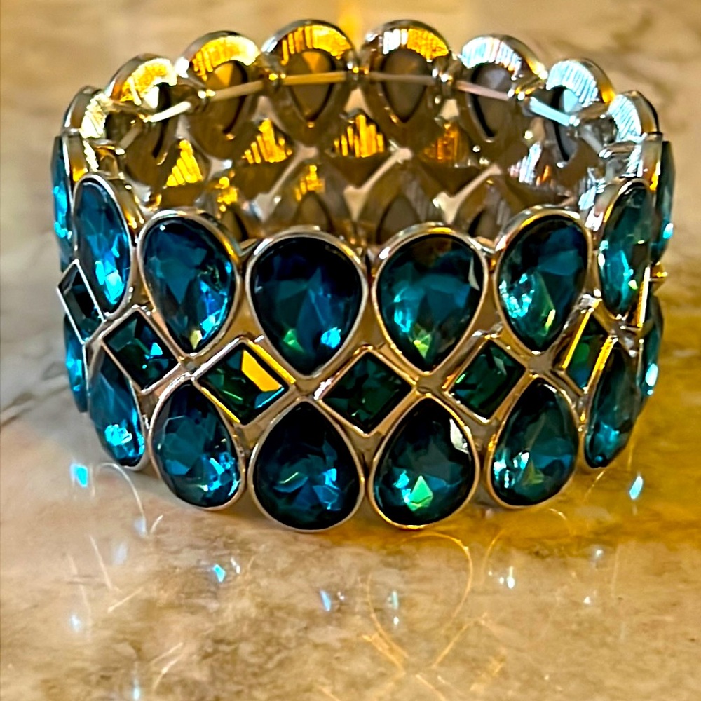 Australian Crystal Bracelet
